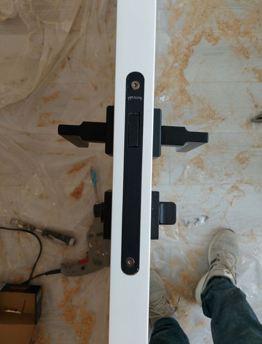 Установка дверей