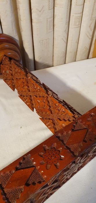 Vând candelabru rustic