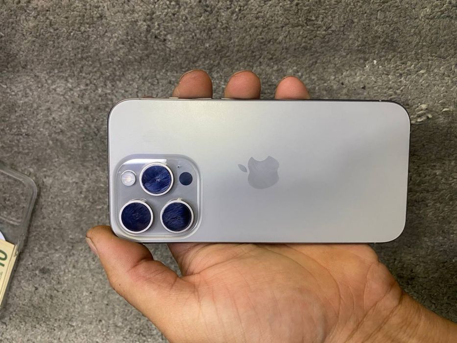 Iphone 15 pro Titan