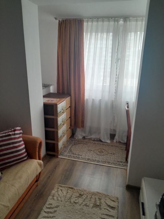 # Vând garsoniera #