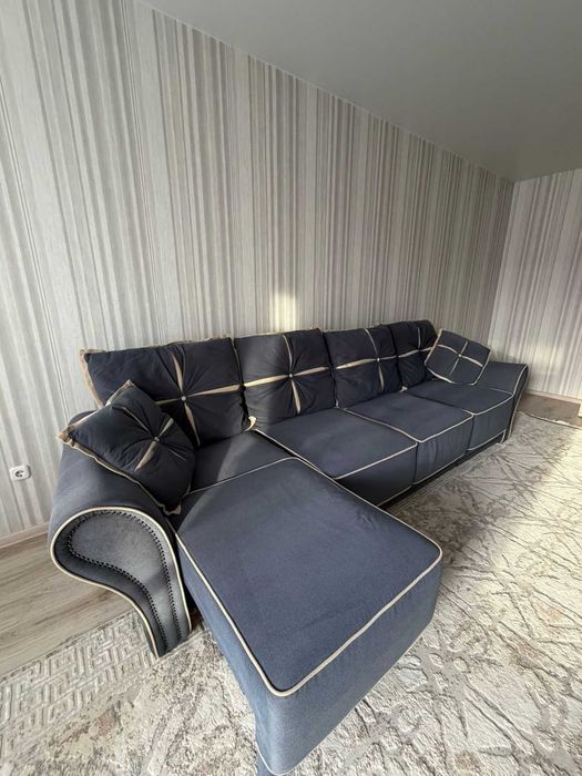 Продам угловой диван (раскладной)