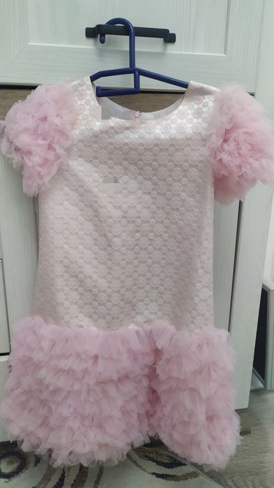 Платье для девочки на 6-9лет