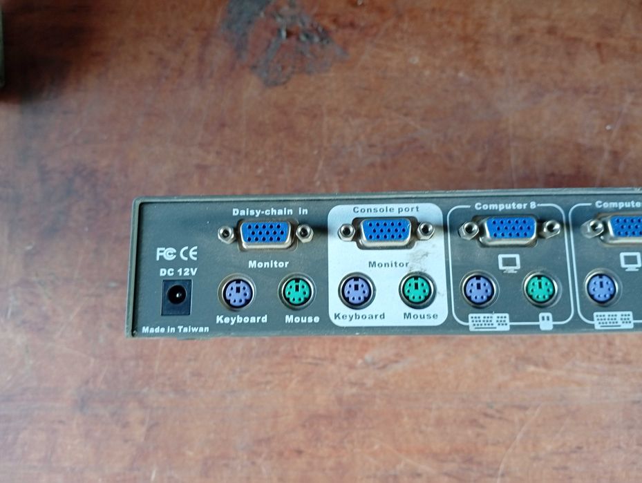 Продам KVM SWITCH на 10 каналов