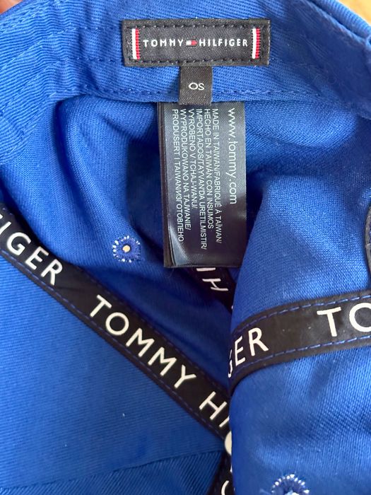 Оригинална шапка TOMMY HILFIGER – много добро състояние