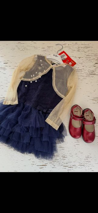 Нарядные платья  на девочку 4/5л