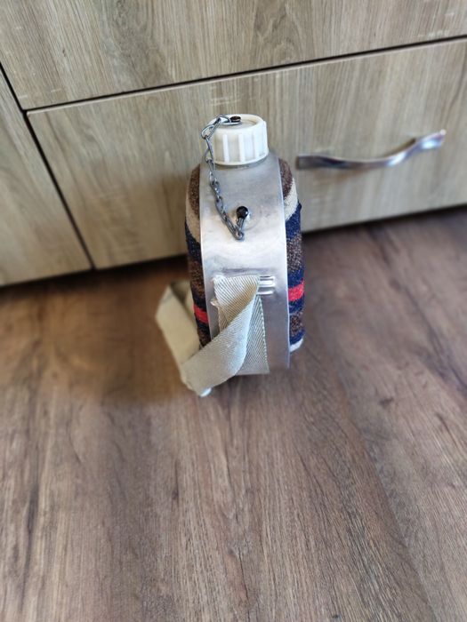 Vand plosca din metal