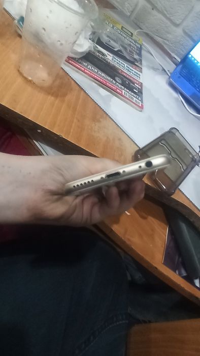 IPhone 6s (не работает)
