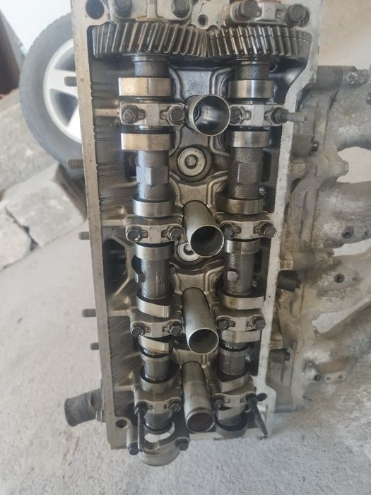 Запчасти Тойота Карина е1.6