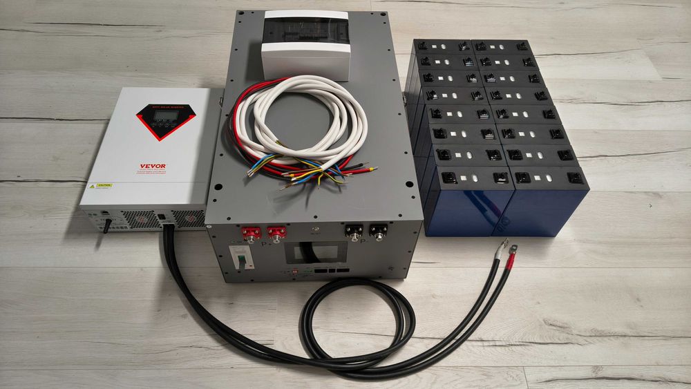 SISTEM STOCARE FOTOVOLTAIC HIBRID sau OFF-GRID 48V/AC 6,2kW/Baterie 16kWh - COMPLET, ASAMBLAT, GATA DE INSTALARE