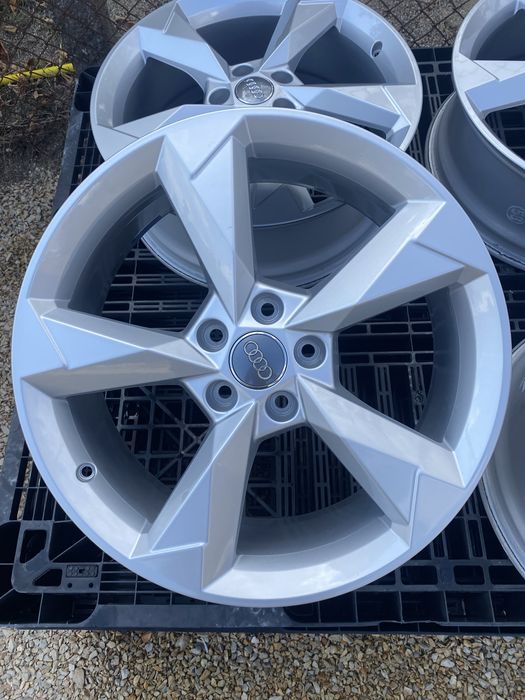 19 цола 5 х 112 мм Ауди , Audi Q 3 , Q 2