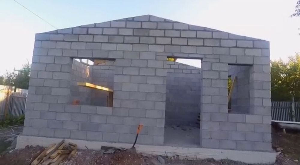 Строю дом, времянки, бани,пристройки.