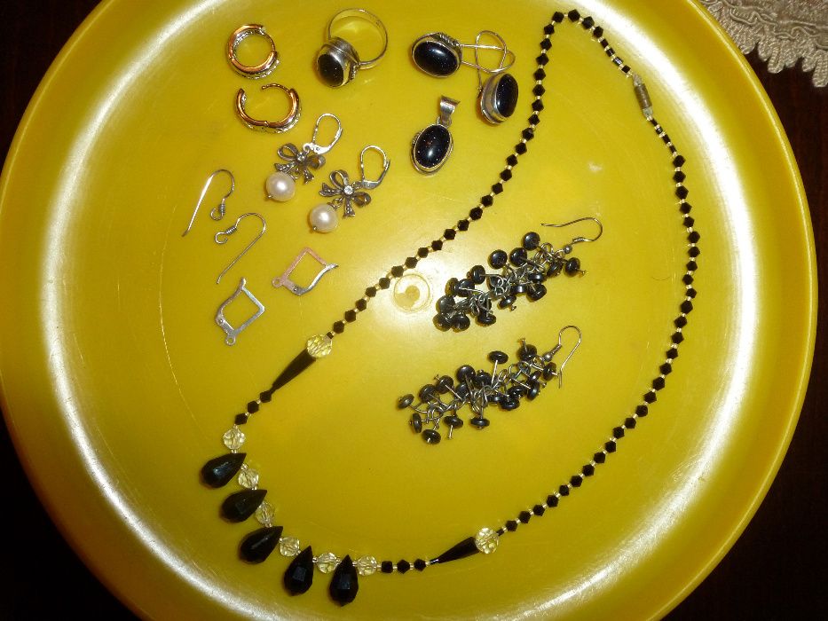 сребърни обици и закопчалки