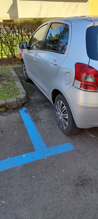 Vând Toyota Yaris