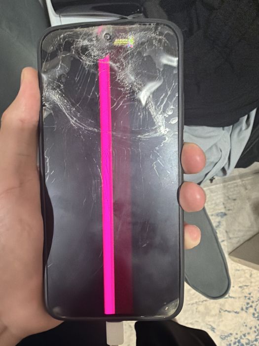 Poco F7 продам, в сломанном состоянии