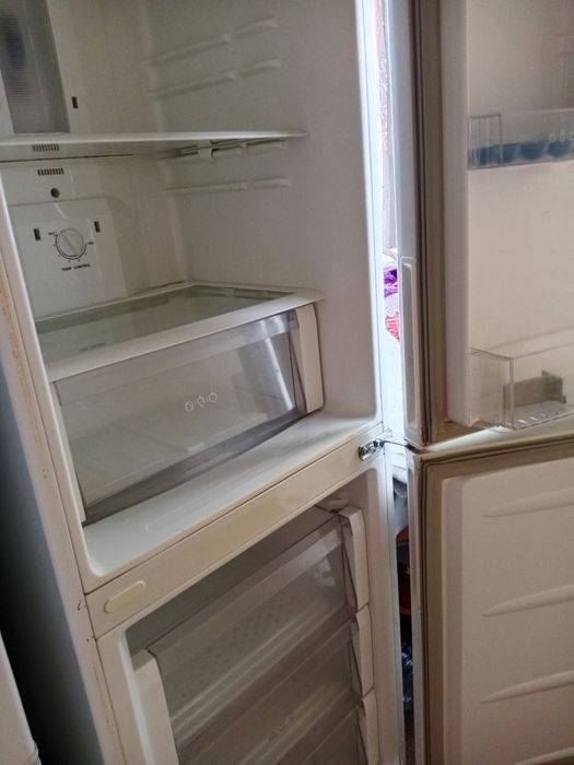Продам холодильники  б/у