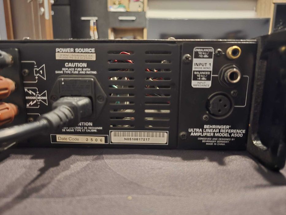 amplificator , statie behringer a500