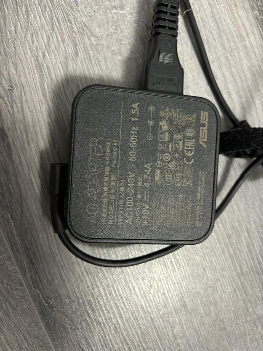 Incarcator laptop Asus 90W