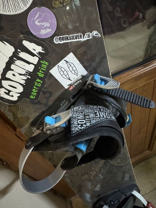 Сноуборд 150 см с креплениями