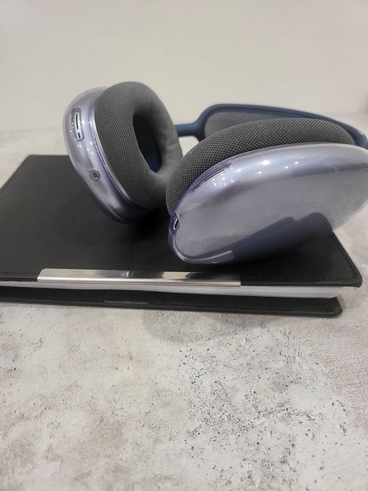 Продам AirPods Max (A2096) (оригинал)