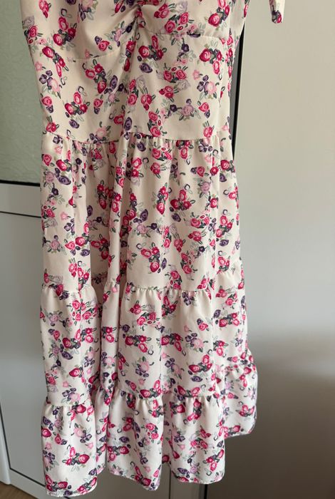 Лятна рокля с цветя