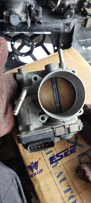 Дроссельная заслонка Subaru