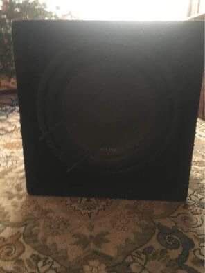 Subwoofer Alpine + amplificator Alpine + cabluri