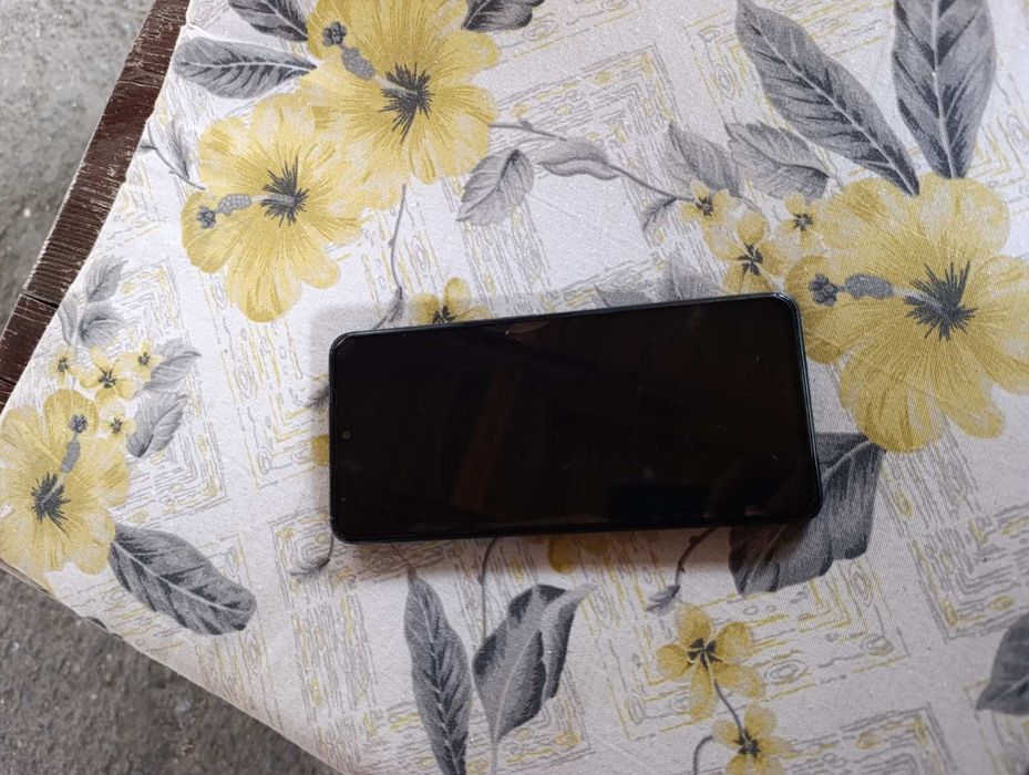 Xiaomi 11 5G  без ЗАБЕЛЕЖКИ
