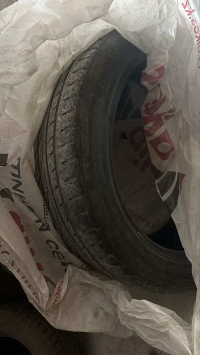 Шина 18 камри 70