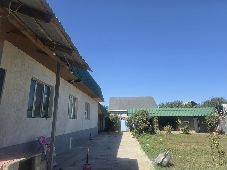 Продам полуподвальный дом