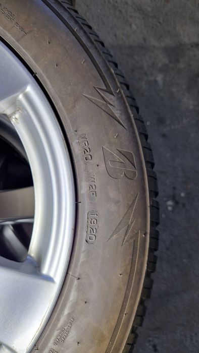 Dacia,KIA,ХЮНДАй джанти със зимни гуми 205/60/16 6,5J  ET48  5×115