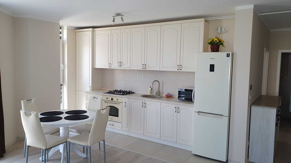 Proprietar, inchiriez apartament nou 2 camere, Rebreanu 181, zona Soarelui