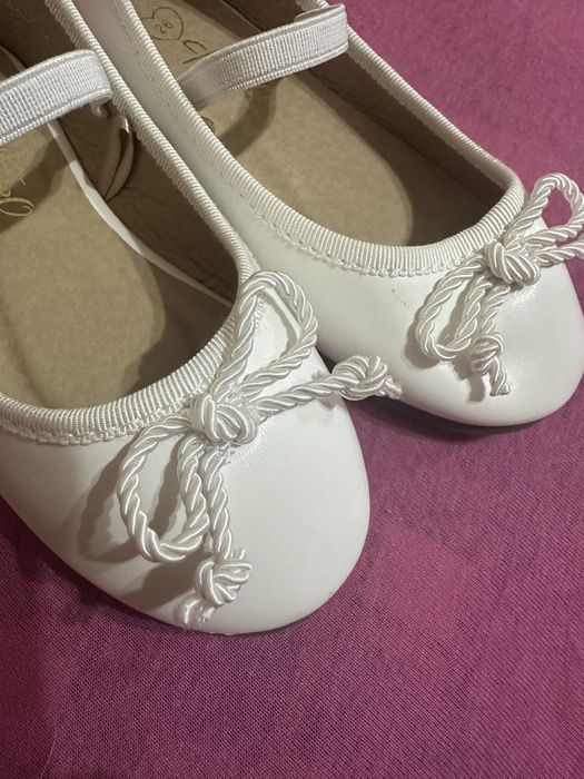 Туфельки белые 26 размер