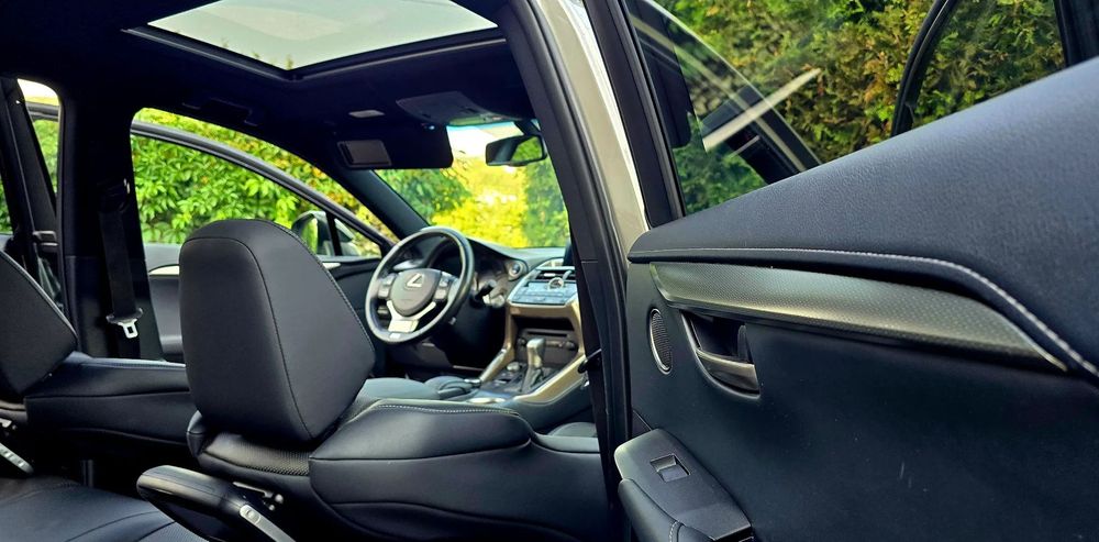 Lexus Seria NX Lexus NX 300h e-Four F Sport – Hybrid – AWD – Automată – Navi – LED