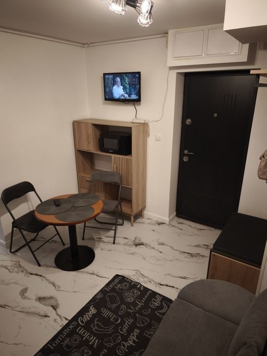 Garsoniera tip studio de inchiriat