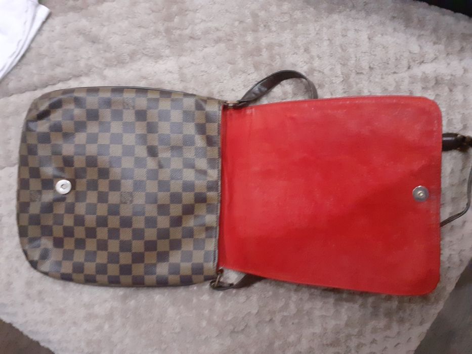 чанта Louis Vuitton