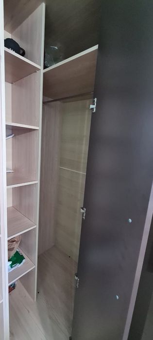 Полноразмерный шкаф