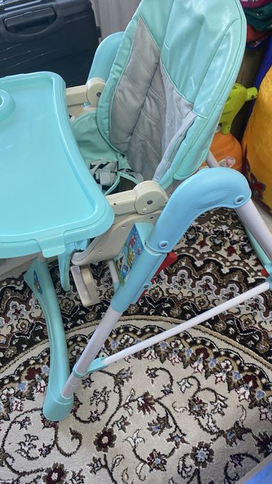 Столик для кормление