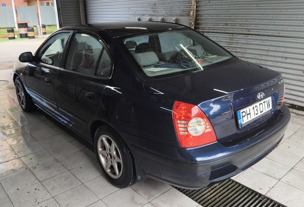 Hyundai Elantra cu GPL 1,6 benzina