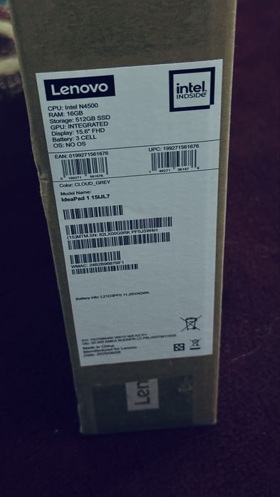 Ноутбук  lenovo.