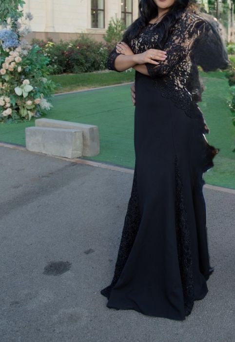 Платья вечернее почти новое