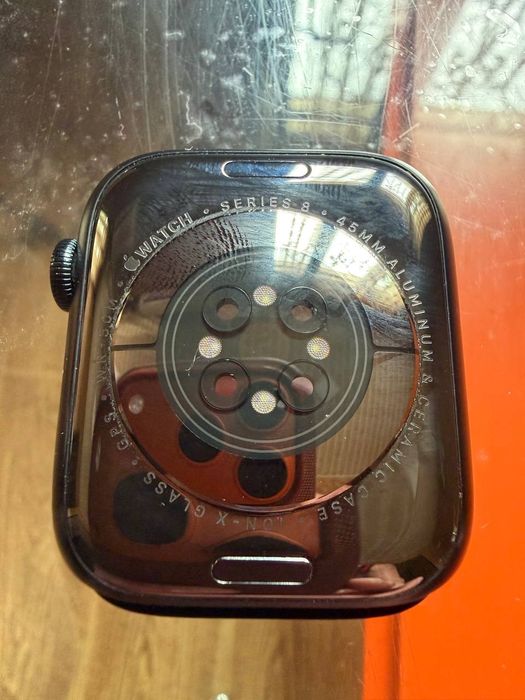 Продам APPL watch series 8 32 gb