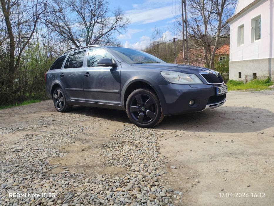 Vand Skoda octavia scout 2.0 . 4x4 automata dsg 140 cai 2013