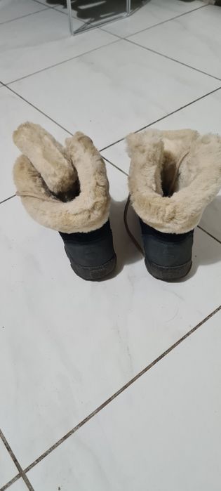 Încălțăminte de iarna ,de dama.