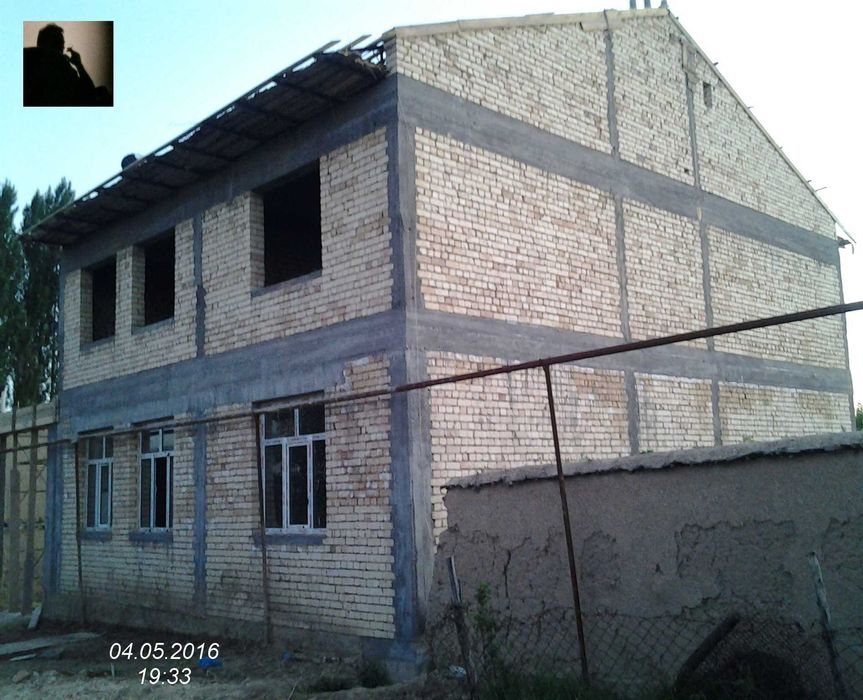 Уй сотилади, Қибрай, "Маданият" қишлоғи, 8,5 сотик, 8 хона, икки этаж