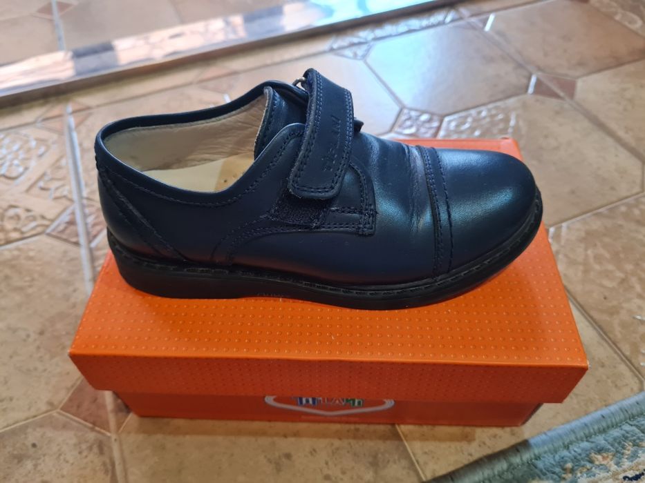 Детская обувь для мальчика .