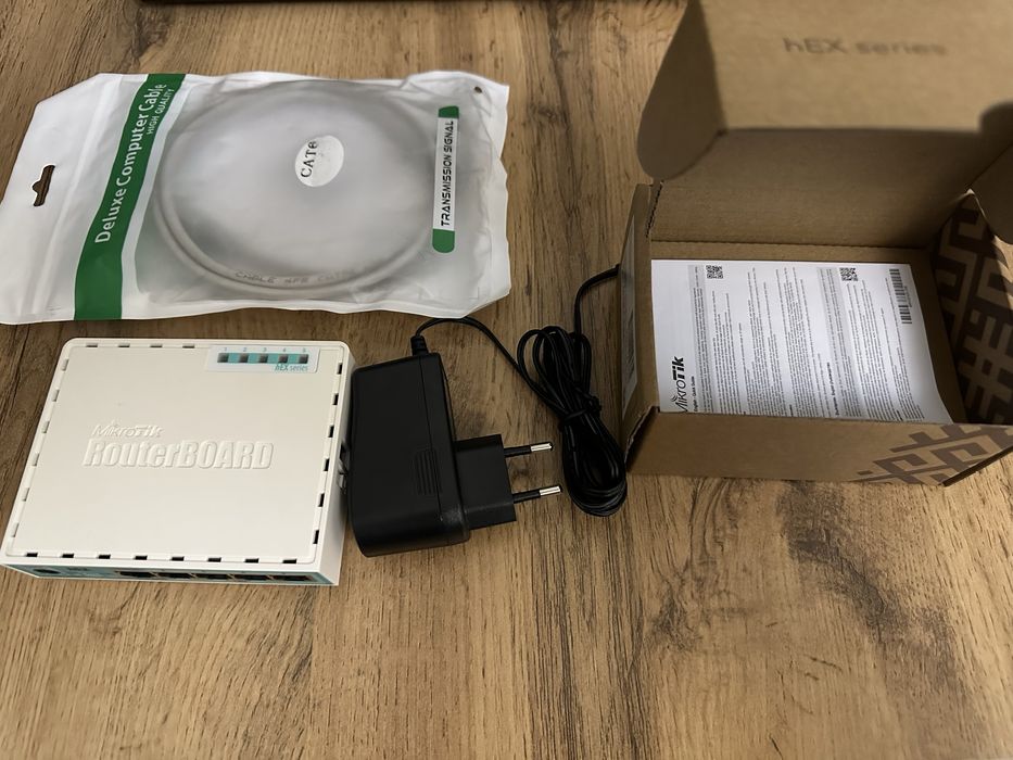Маршрутизатор MIKROTIK, 5-портовый, роутер hex RB750GR3
