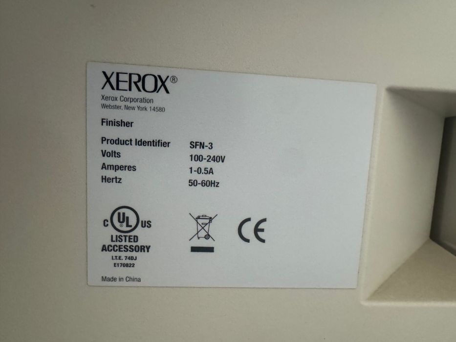 Xerox DocuColor 

Продаётся профессиональный цветно