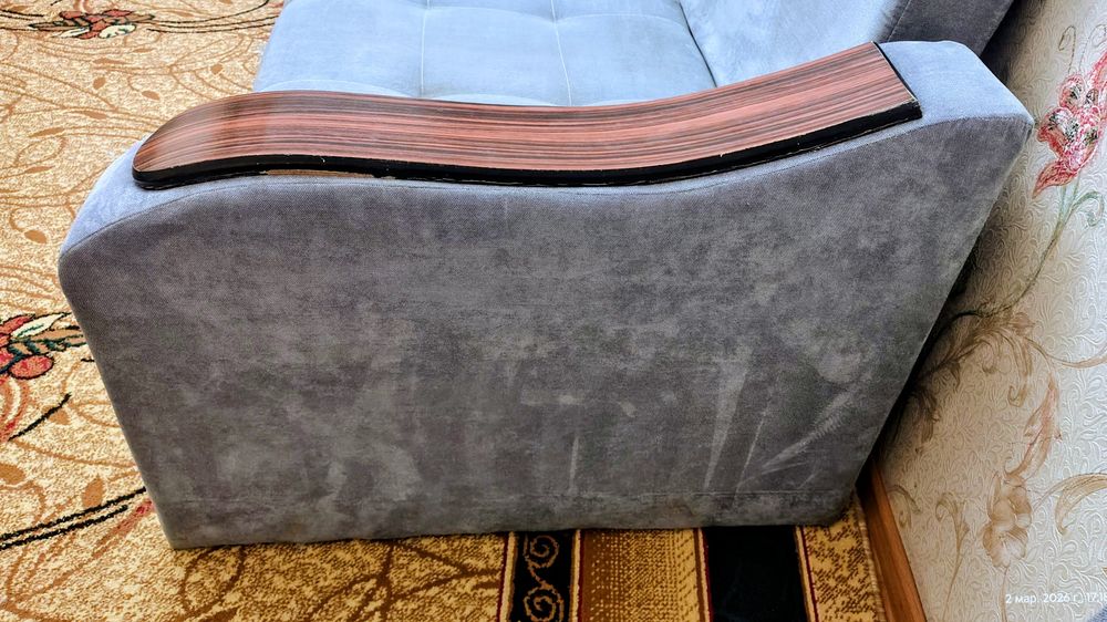 Продам диван после химчистки