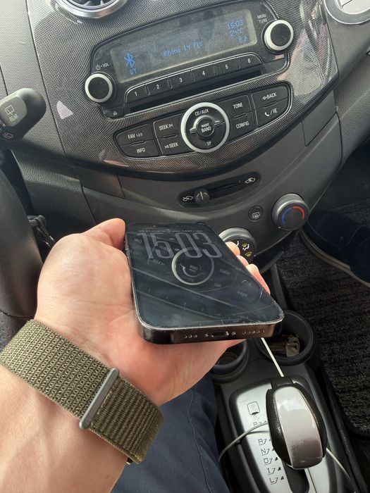 Iphone 14 pro bez karobka