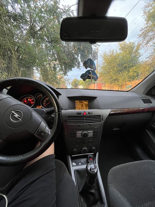 Vanzare Opel Astra H